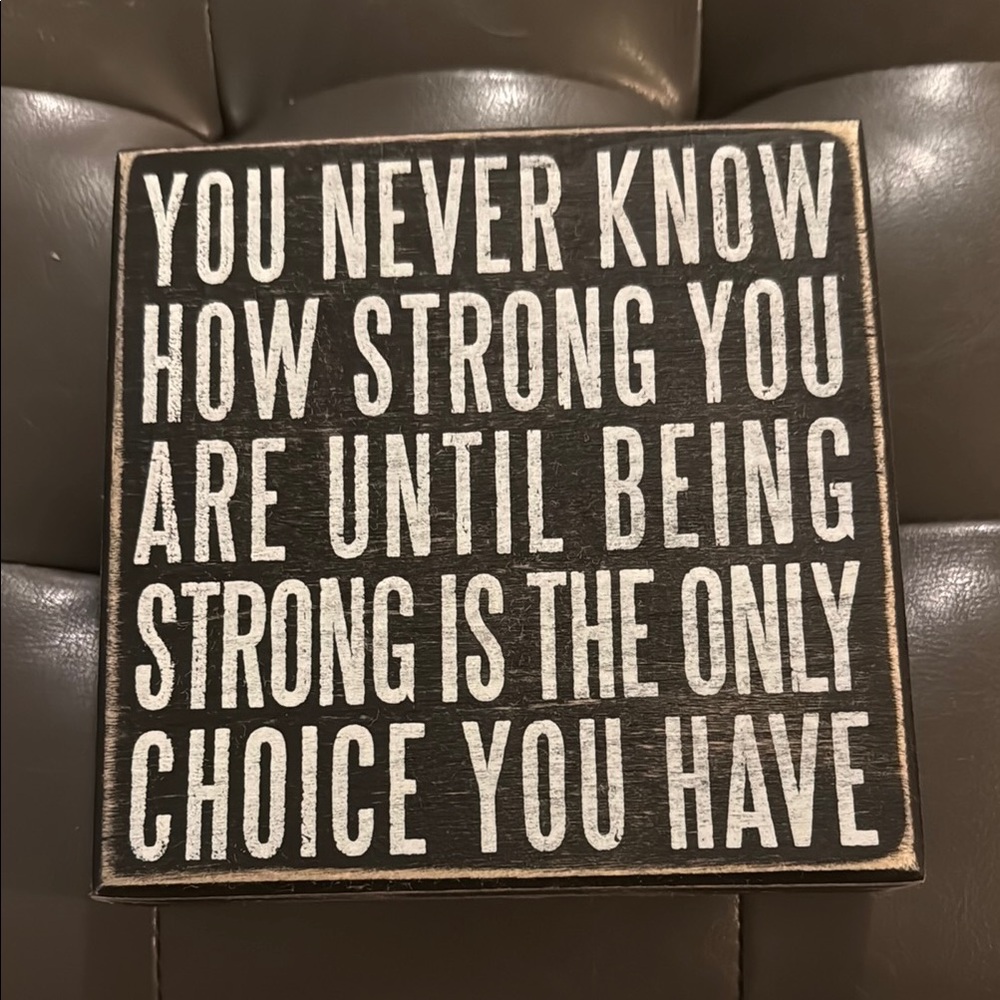 Inspirational Black and White Wall Decor